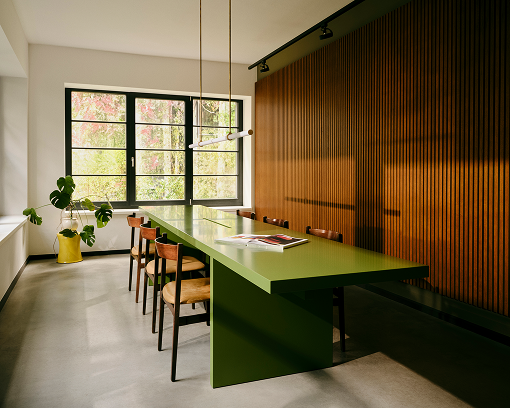 Parasol Island - Integrated Digital Studio