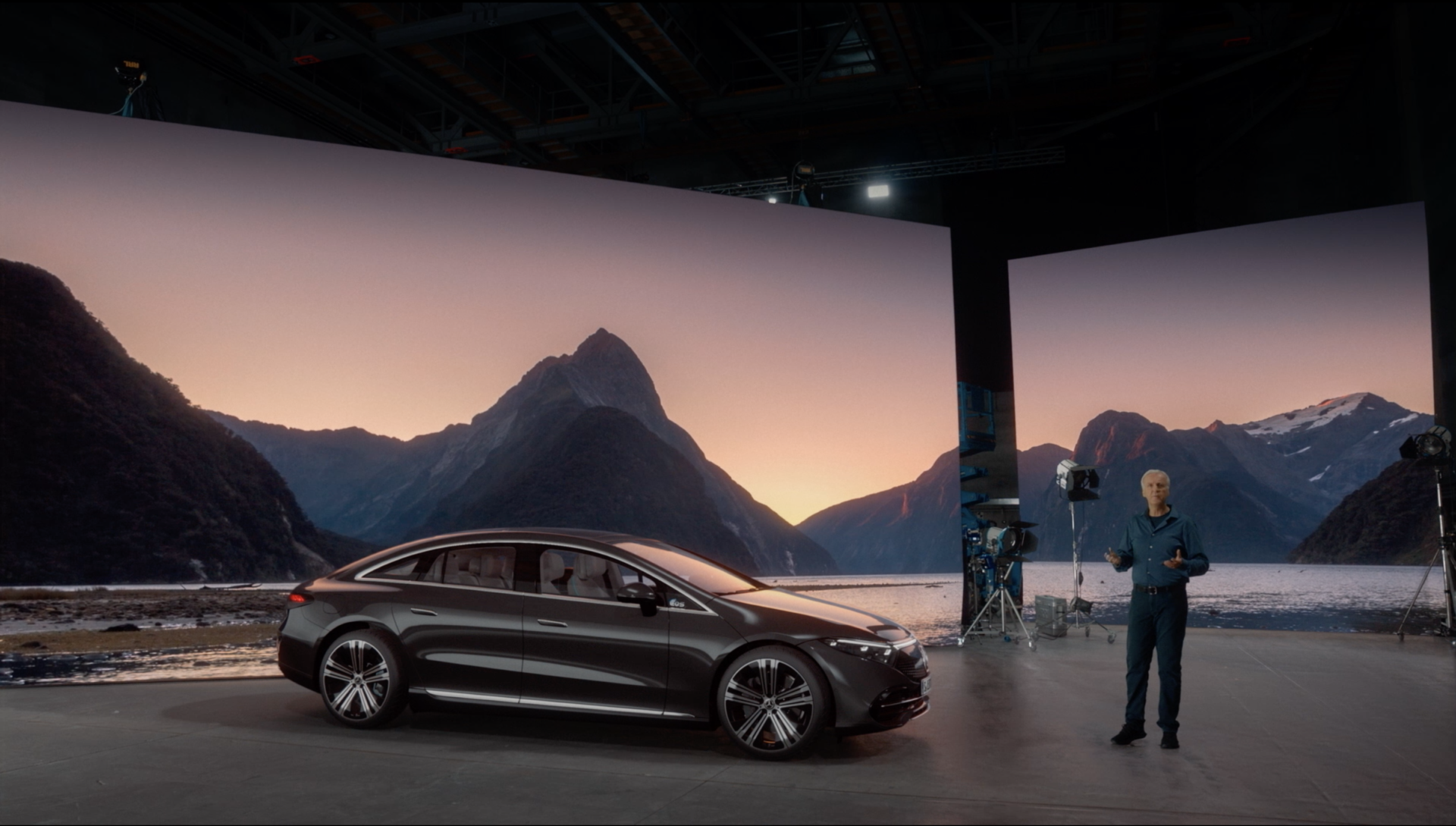 Parasol Island - Integrated Digital Studio