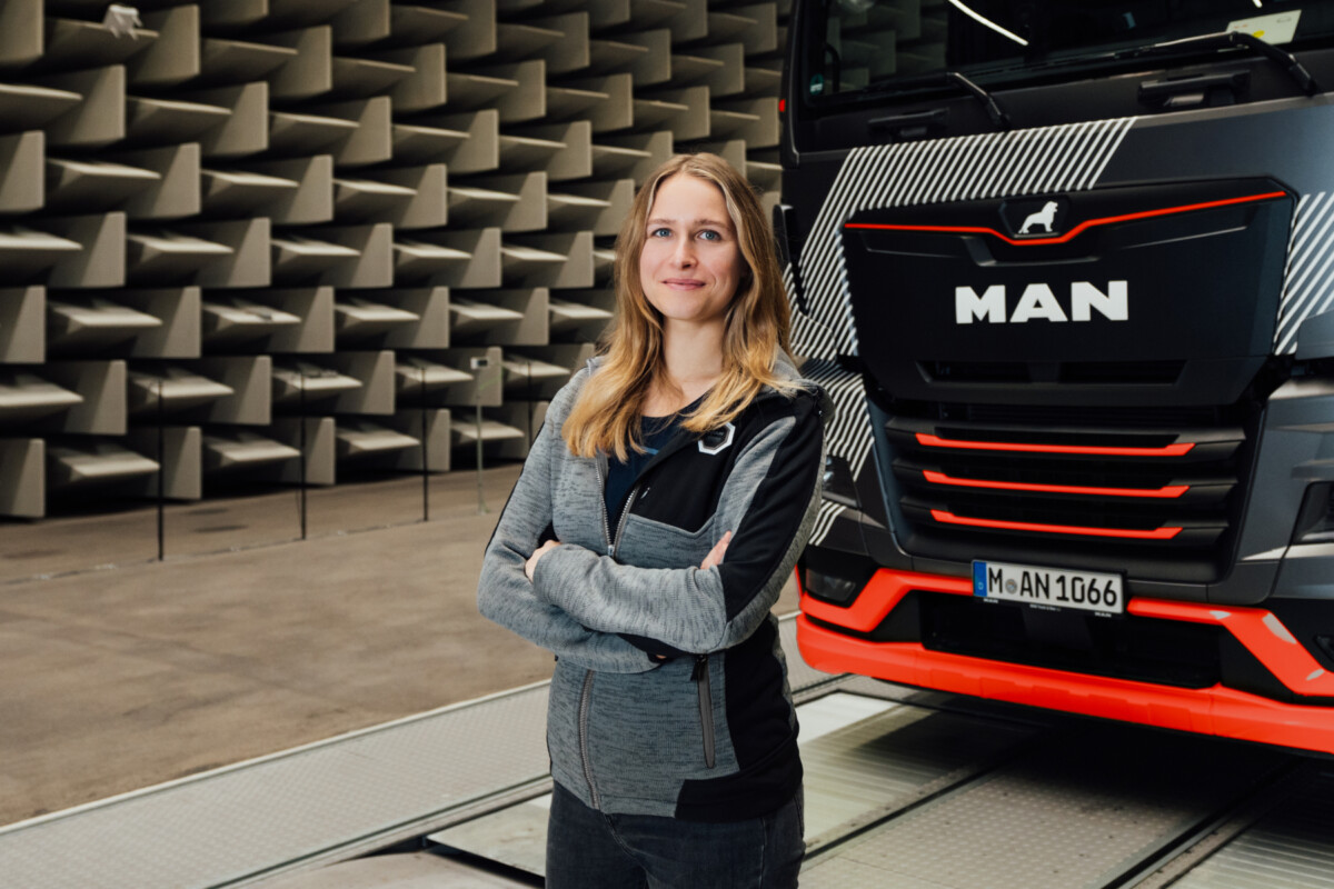 Parasol Island - Integrated Digital Studio